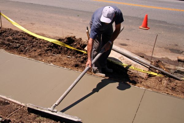 Sidewalk Pouring in Waxhaw